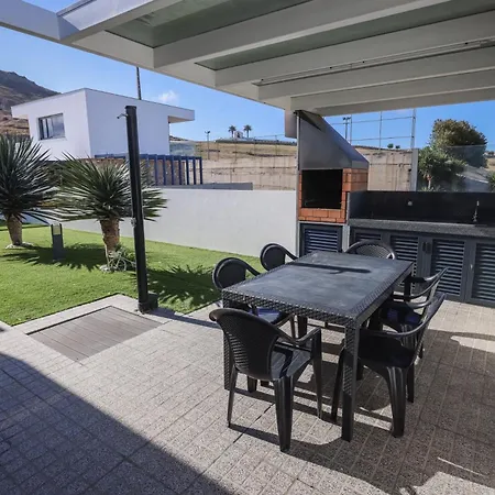 Ourmadeira - Diana Πόρτο Σάντο